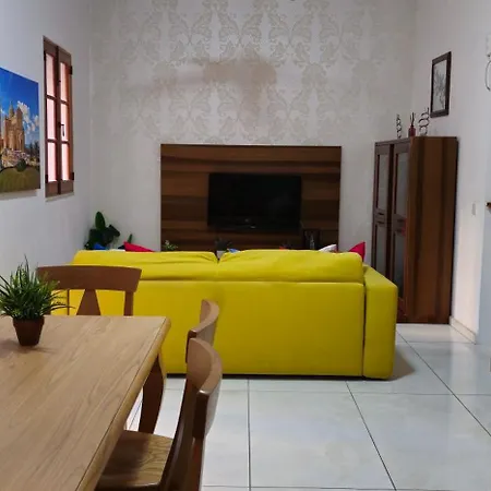 Villa 3 Floors On Promenade 4 Bedrooms 3 Bathrooms V1 *