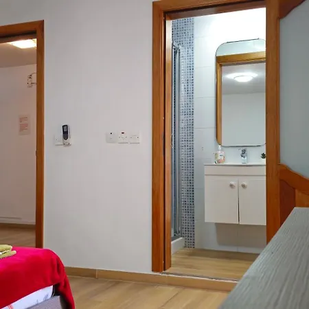 3 Floors On Promenade 4 Bedrooms 3 Bathrooms V1 Villa *