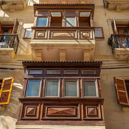 3 Floors On Promenade 4 Bedrooms 3 Bathrooms V1