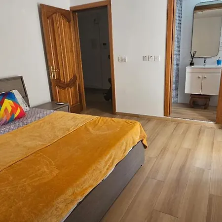 3 Floors On Promenade 4 Bedrooms 3 Bathrooms V1 Villa