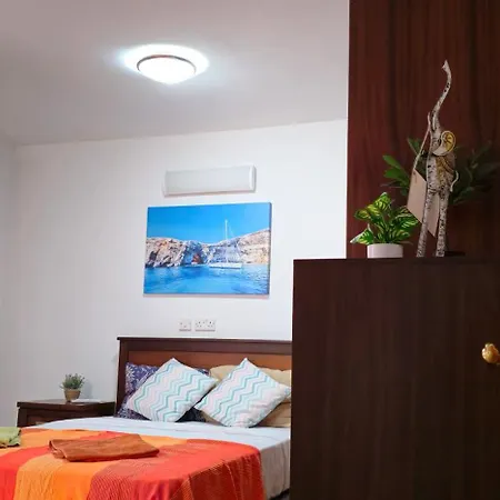 3 Floors On Promenade 4 Bedrooms 3 Bathrooms Vr Sliema