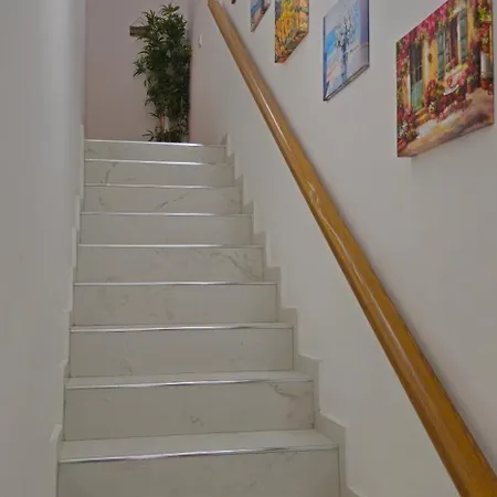 3 Floors On Promenade 4 Bedrooms 3 Bathrooms Vr * Sliema