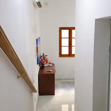 3 Floors On Promenade 4 Bedrooms 3 Bathrooms V1
