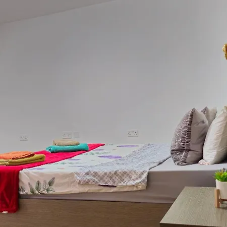 3 Floors On Promenade 4 Bedrooms 3 Bathrooms V1 Villa *