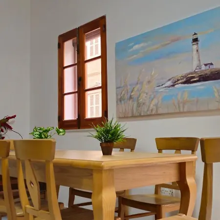 3 Floors On Promenade 4 Bedrooms 3 Bathrooms V1 Sliema