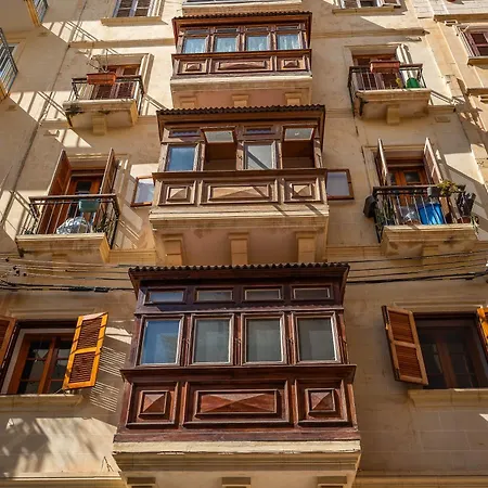 3 Floors On Promenade 4 Bedrooms 3 Bathrooms V1
