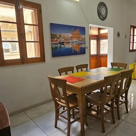 3 Floors On Promenade 4 Bedrooms 3 Bathrooms V1 Vila *