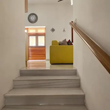 3 Floors On Promenade 4 Bedrooms 3 Bathrooms V1 Vila