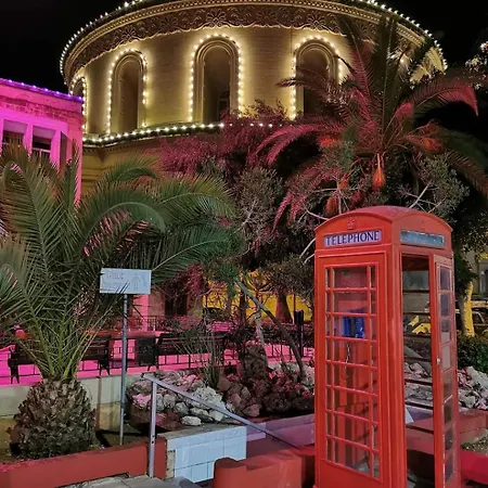 3 Floors On Promenade 4 Bedrooms 3 Bathrooms Vr * Sliema